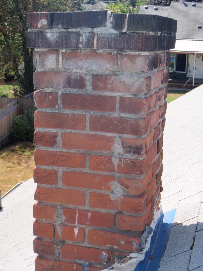 Photo illistraites what water can do to an unprotected chimney.